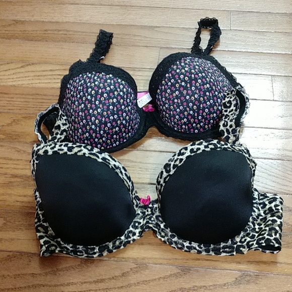 PINK Victoria's Secret Other - 2 PINK bras 34D